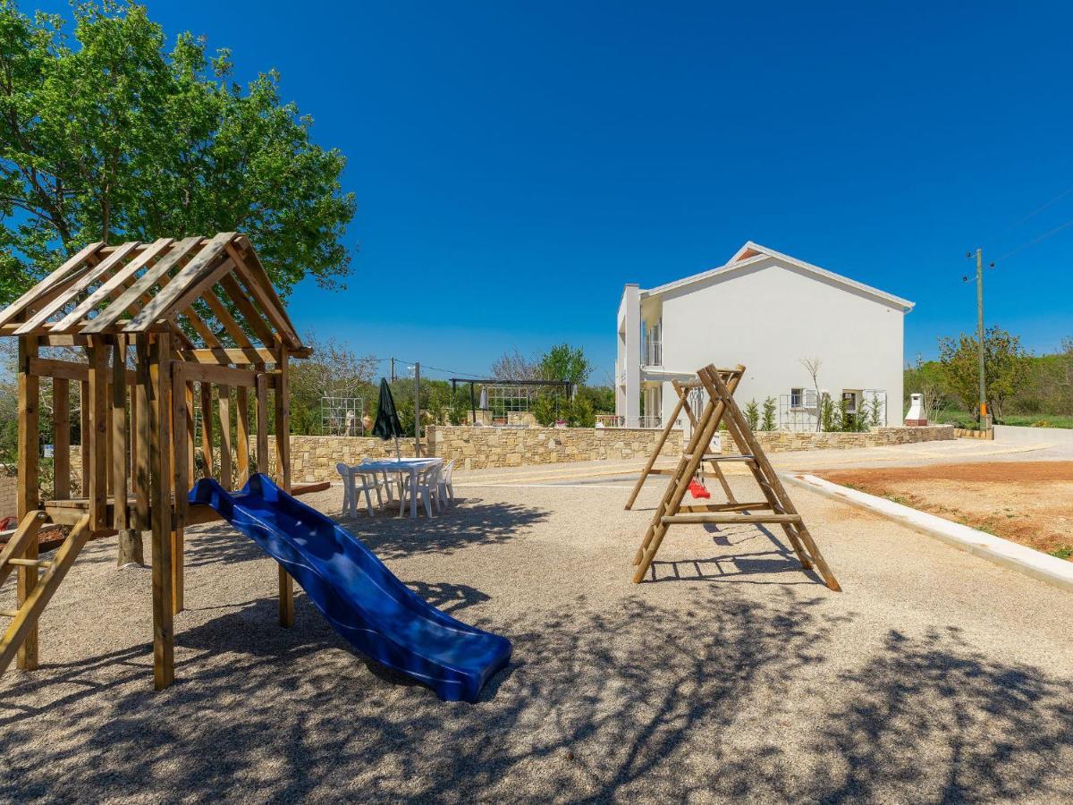Villa Debora By Interhome Diminići Extérieur photo
