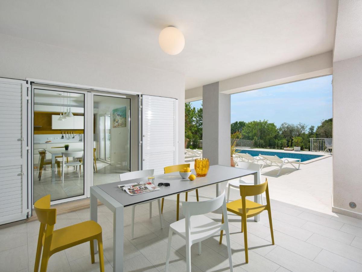 Villa Debora By Interhome Diminići Extérieur photo