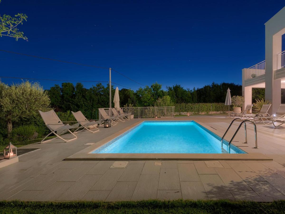 Villa Debora By Interhome Diminići Extérieur photo