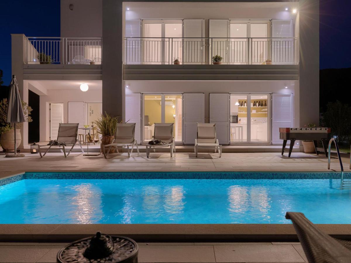 Villa Debora By Interhome Diminići Extérieur photo